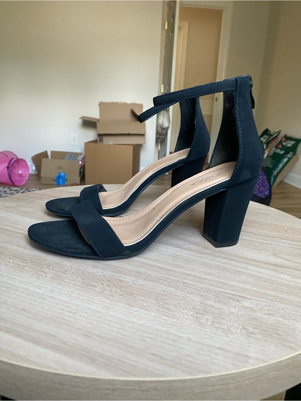 TOP Moda Black Open-Toe Block Heel Sandals with Ankle Strap